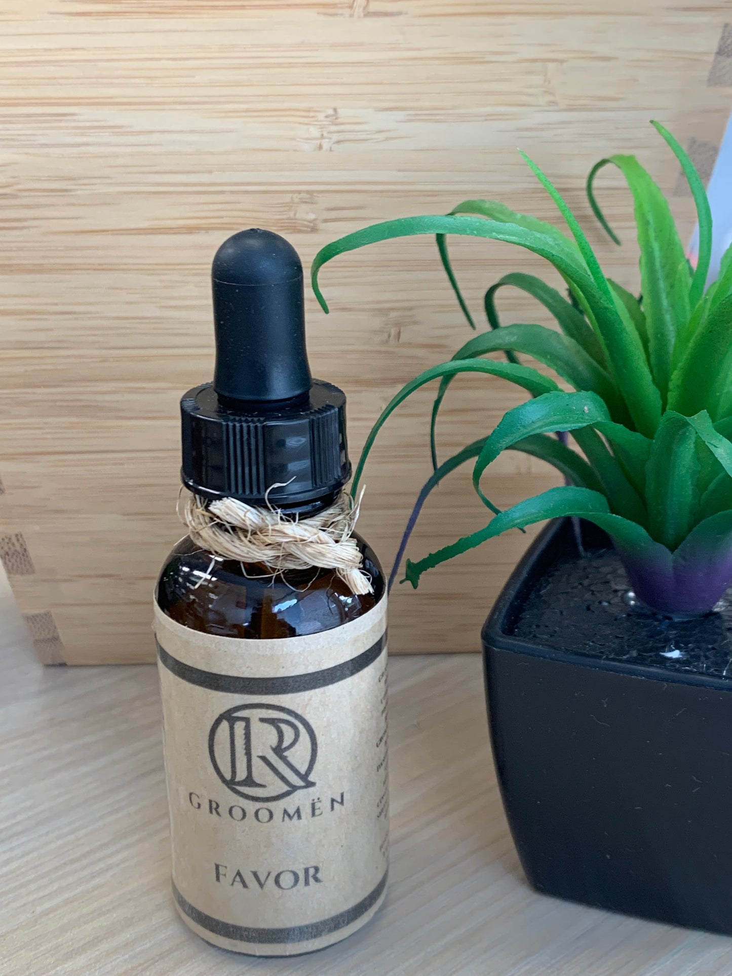 GROOMËN Beard Oil "FAVOR"